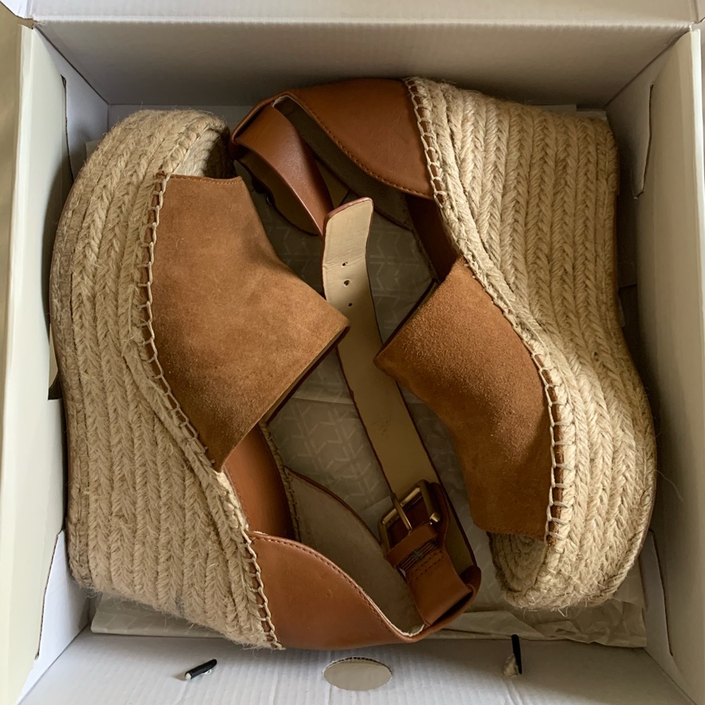 Marc Fisher Wedges! Worn once. So freaken cute!
